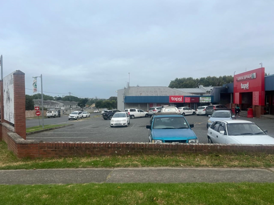 Commercial Property for Sale in Cambridge West Eastern Cape
